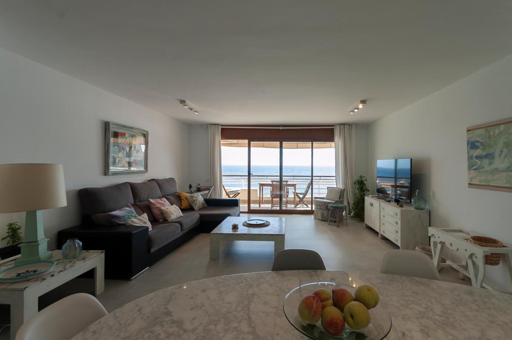 Lets Holidays Tropicana Sea Views 4 Tossa de Mar Esterno foto
